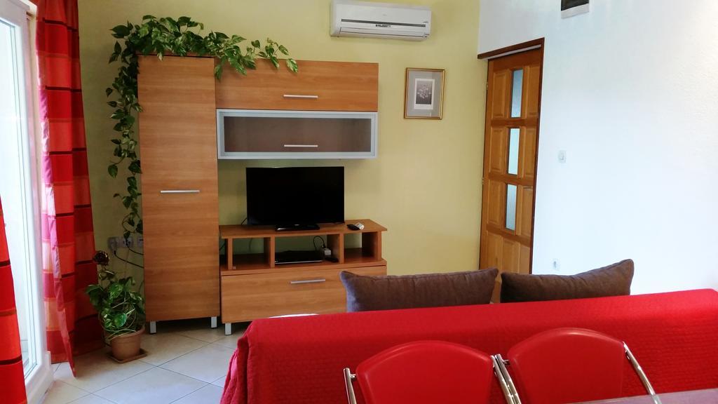 סאלי Apartments Buturic חדר תמונה