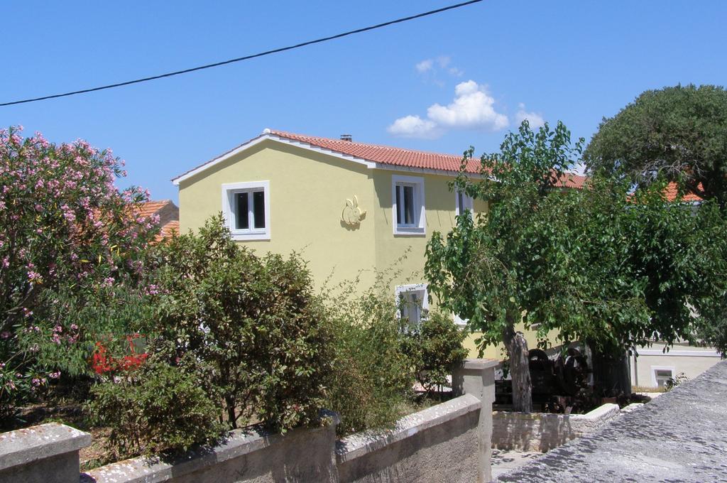 סאלי Apartments Buturic מראה חיצוני תמונה